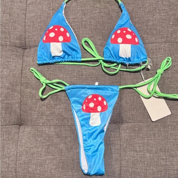 SHEIN Blue and Green Mushroom Bikini Set - Picture 1 of 2